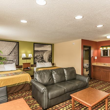 Super 8 By Wyndham Grand Forks Ξενοδοχείο Εξωτερικό φωτογραφία