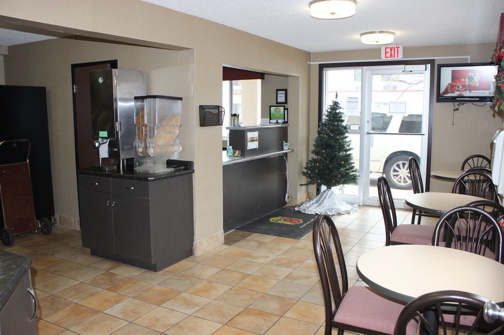 Super 8 By Wyndham Grand Forks Ξενοδοχείο Εξωτερικό φωτογραφία