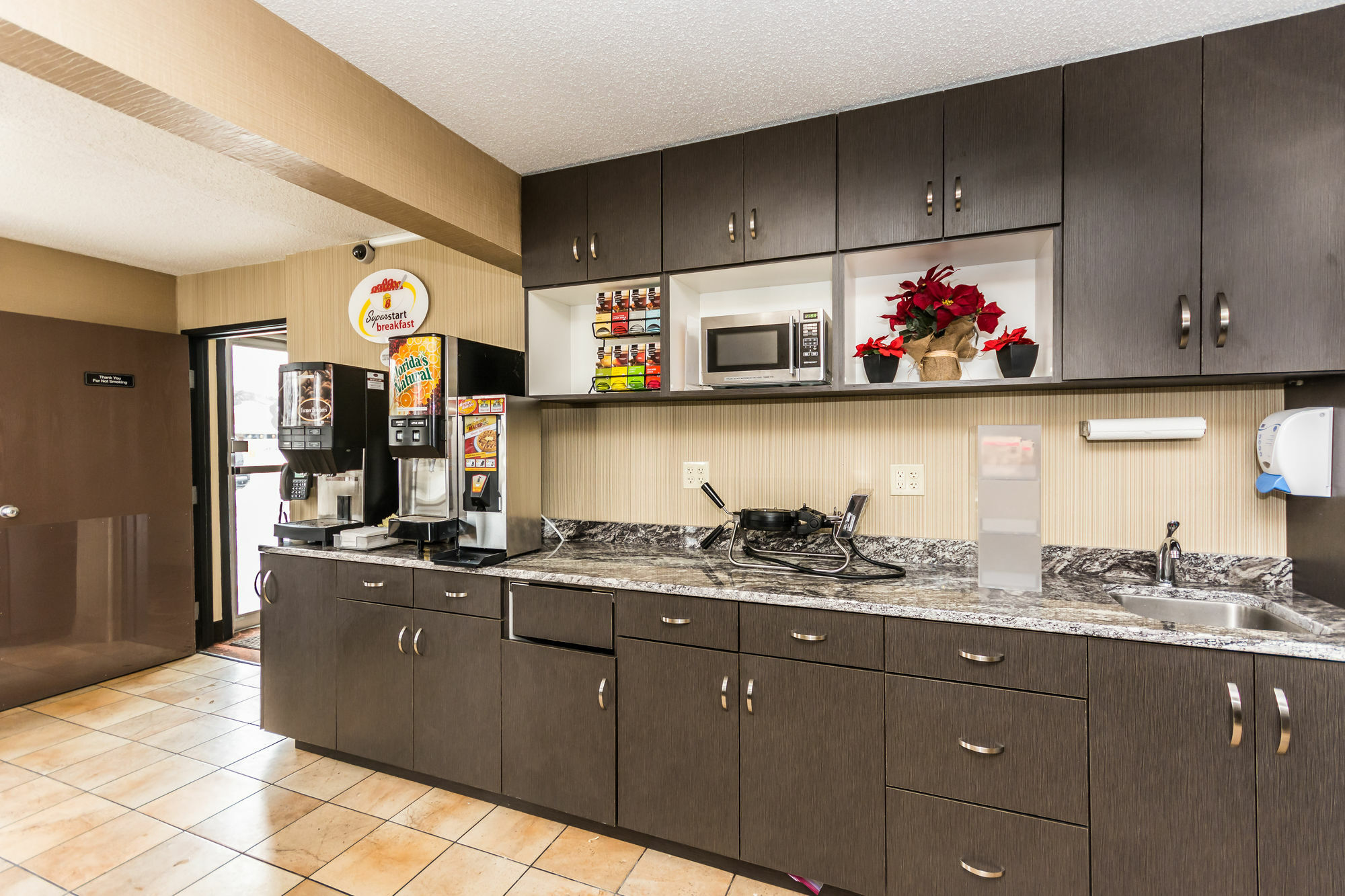 Super 8 By Wyndham Grand Forks Ξενοδοχείο Εξωτερικό φωτογραφία